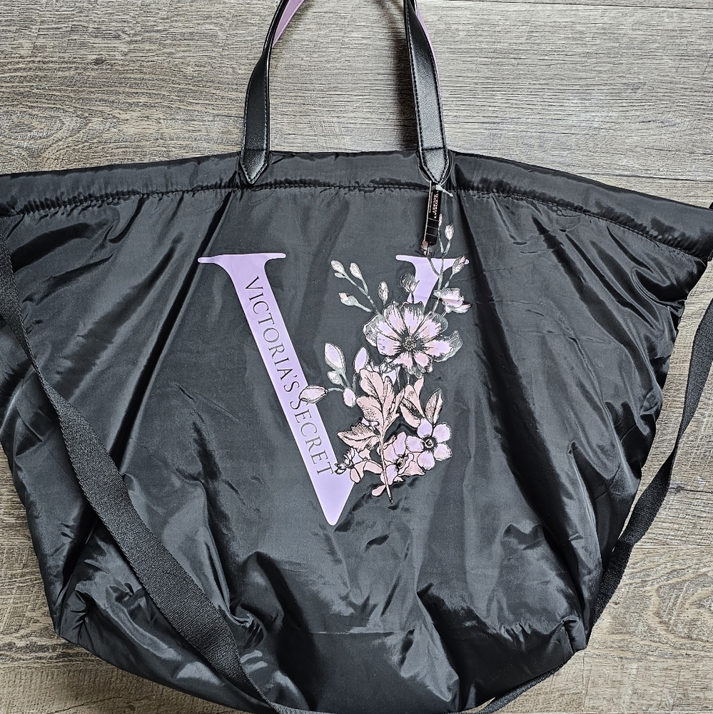 NWT Large Victoria Secret Tote